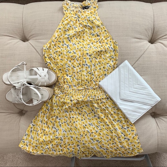 SUMMER SLEEVELESS ROMPER PRETTY YELLOW FLORAL - Picture 6 of 7